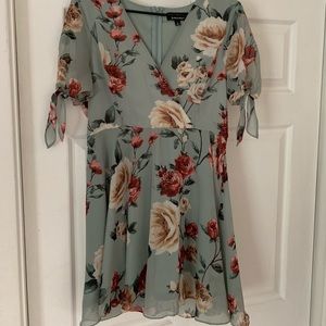 Floral light green dress